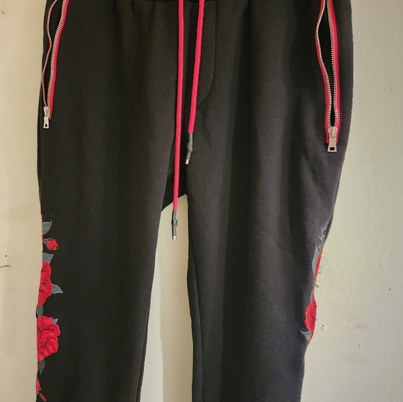 Forever 21 sweat set Rose logo XL joggers L hoody Black & Red new no tags washed - Picture 10 of 15